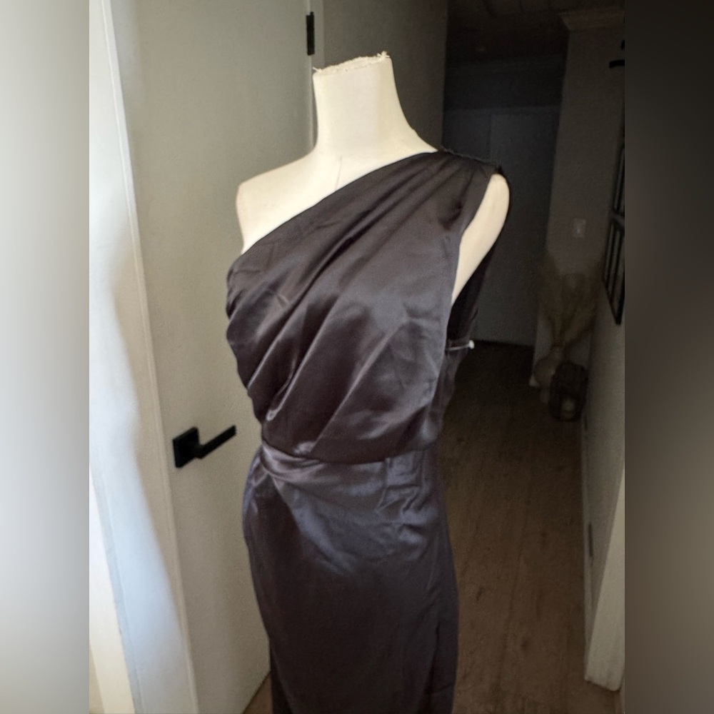 NEW | Petal & Pup | Nadia One Shoulder Maxi Dress in Black | Sz 6 - Picture 7 of 12